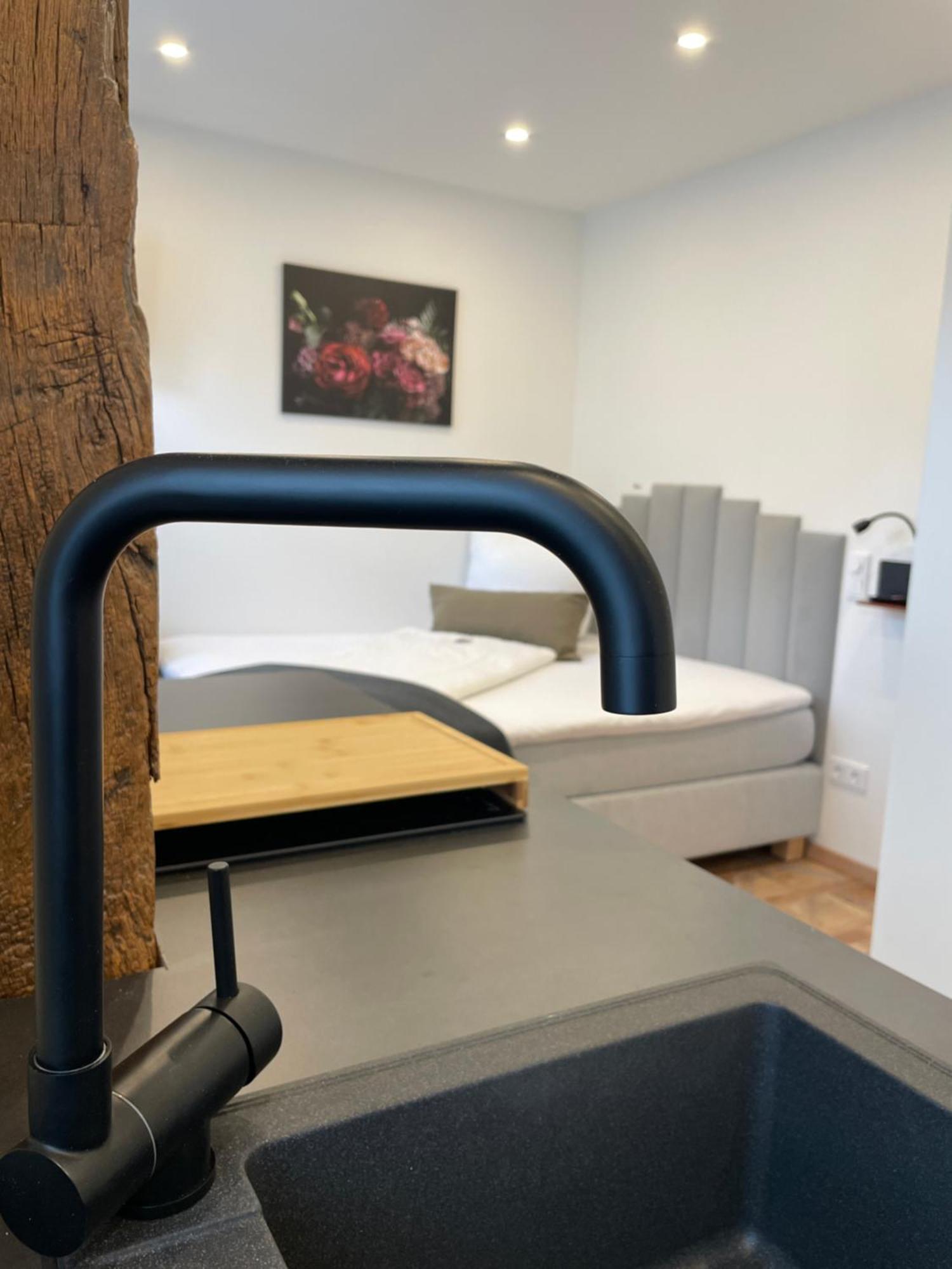 Apartments Im Chateau D'Esprit Hohr-Grenzhausen Bagian luar foto