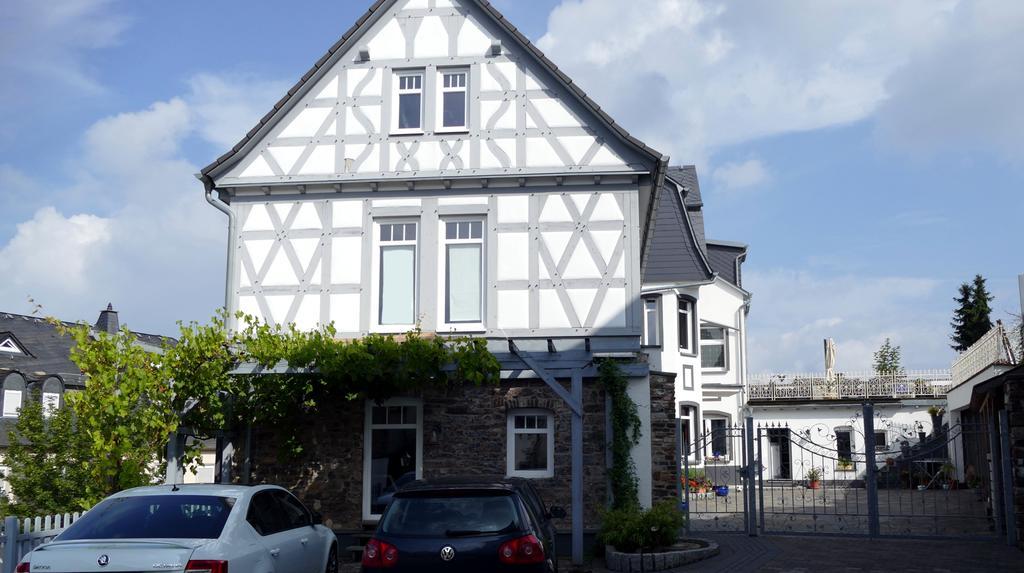Apartments Im Chateau D'Esprit Hohr-Grenzhausen Bagian luar foto